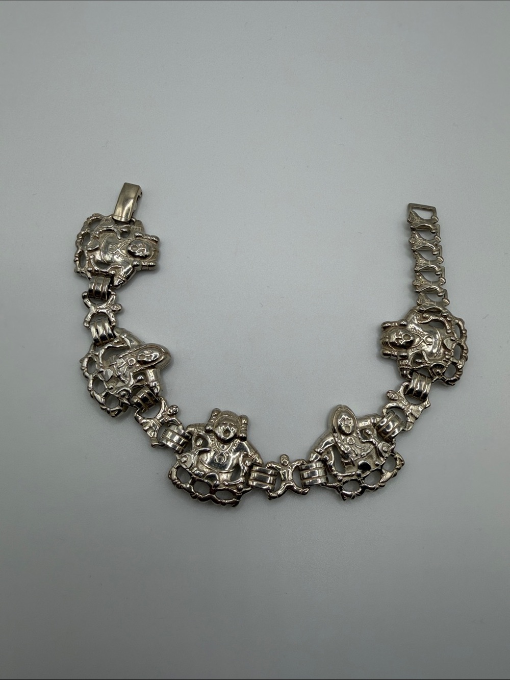 Sterling Silver 925 Shube‘s Southwestern signed Storyteller bracelet
